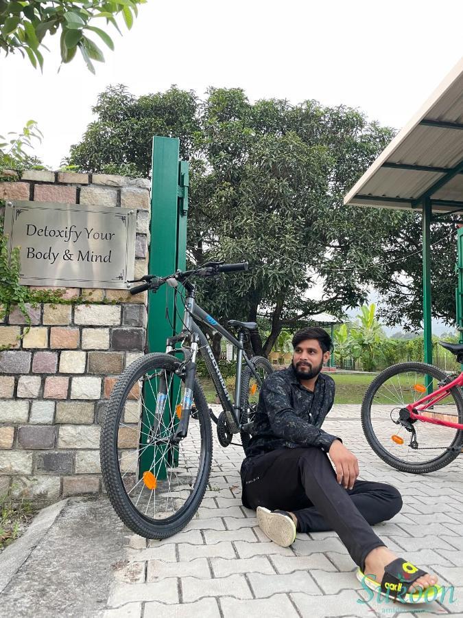 Sukoon - A Wellness Resort, Uttarakhand Chuharpur Exteriör bild